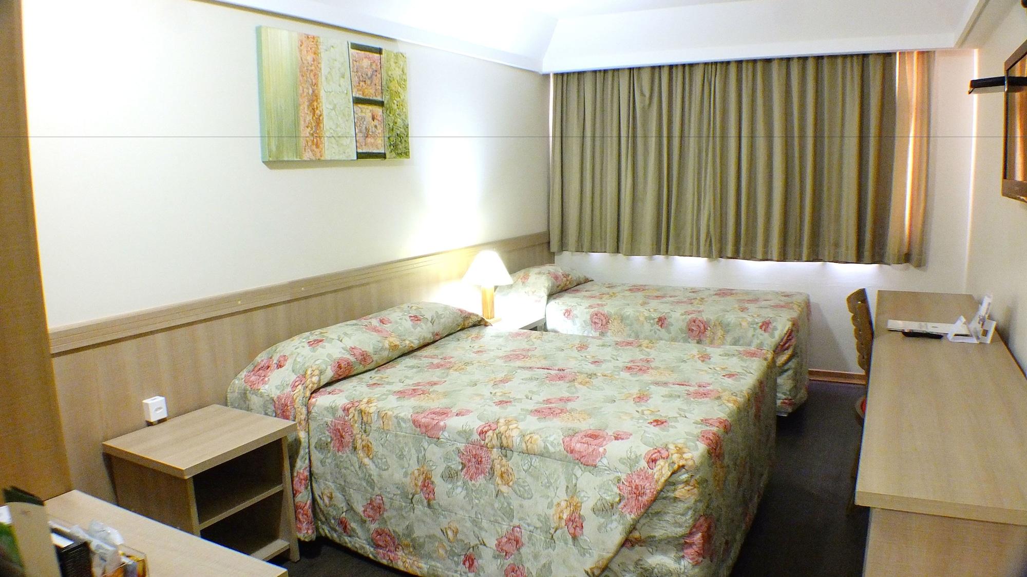 Hotel Golden Park Curitiba By Nacional Inn Екстериор снимка