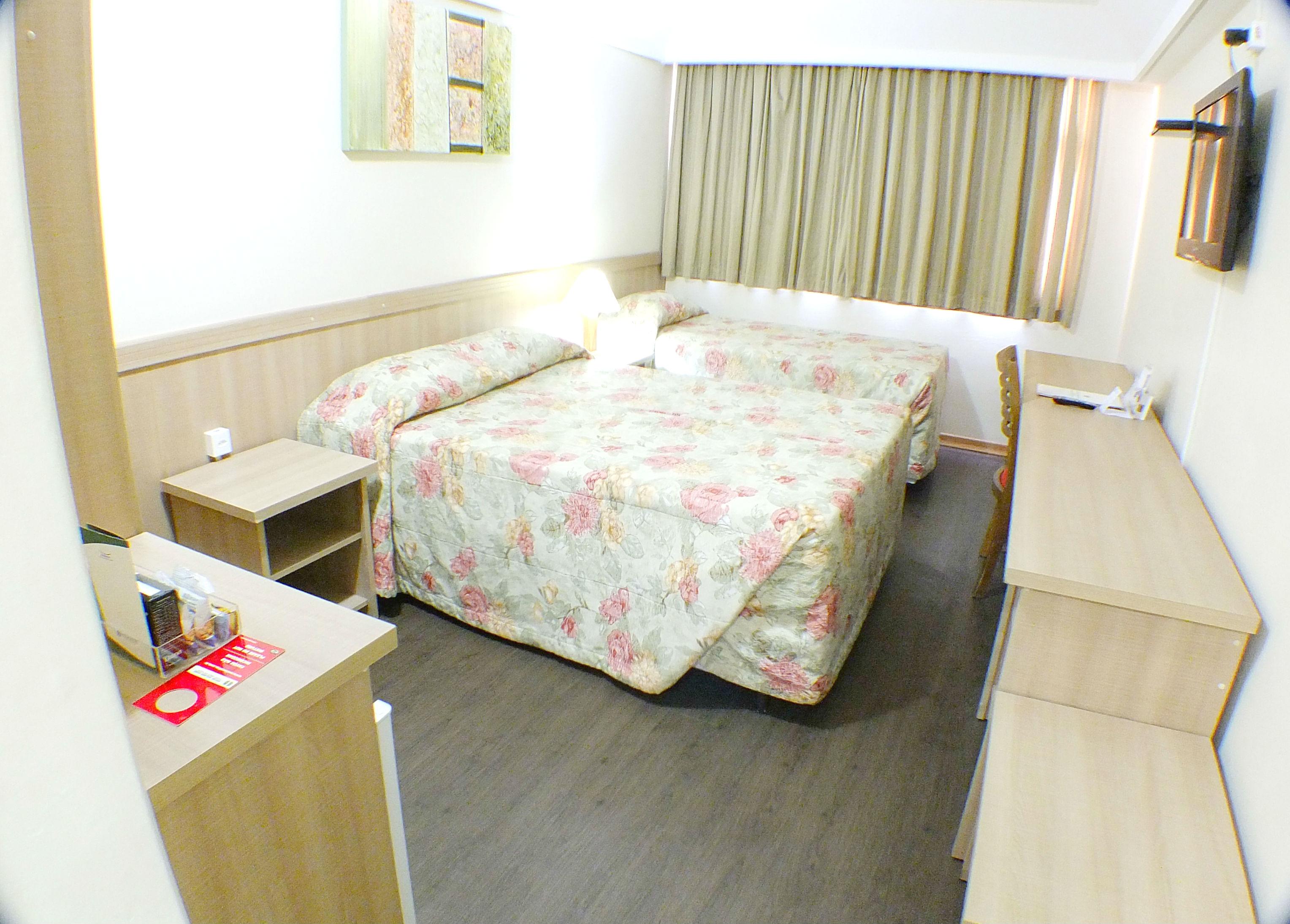 Hotel Golden Park Curitiba By Nacional Inn Екстериор снимка