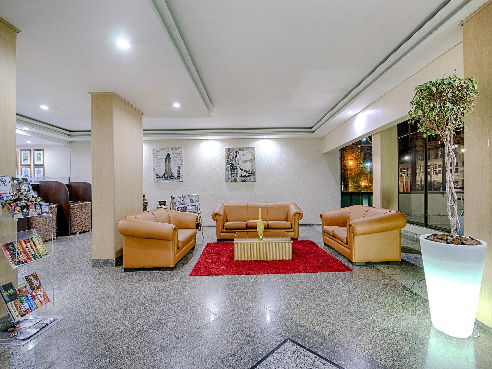 Hotel Golden Park Curitiba By Nacional Inn Екстериор снимка