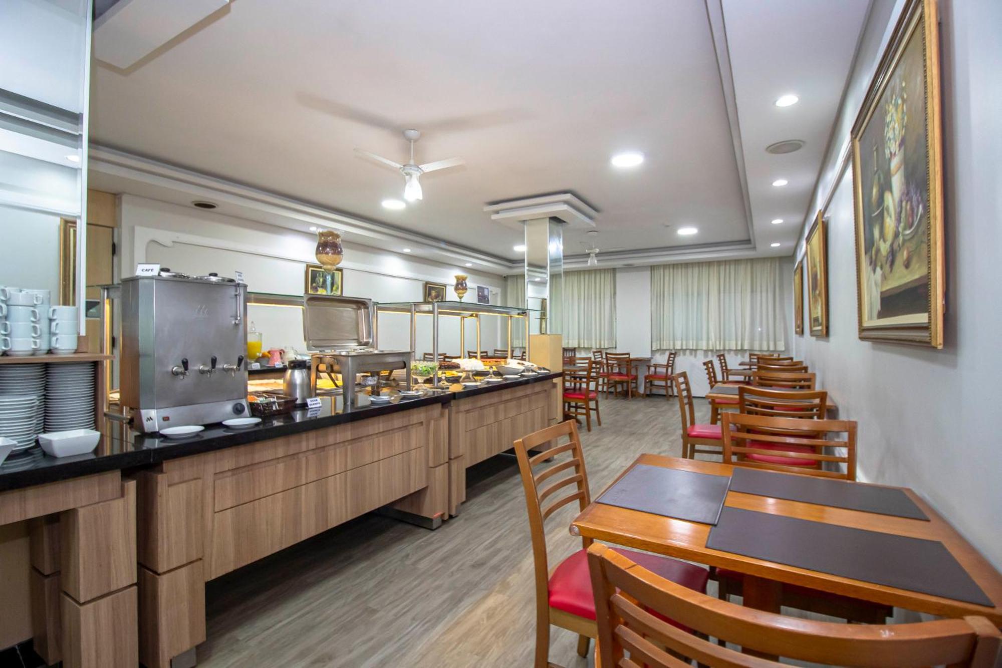 Hotel Golden Park Curitiba By Nacional Inn Екстериор снимка