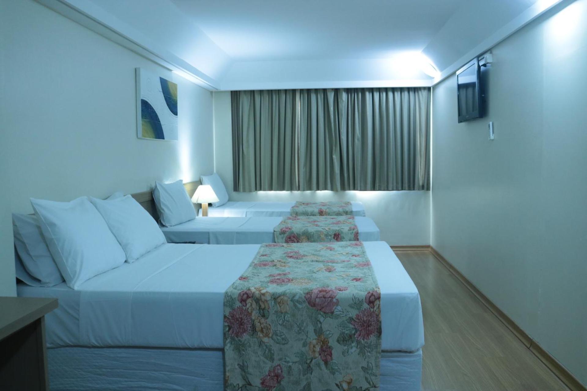 Hotel Golden Park Curitiba By Nacional Inn Екстериор снимка
